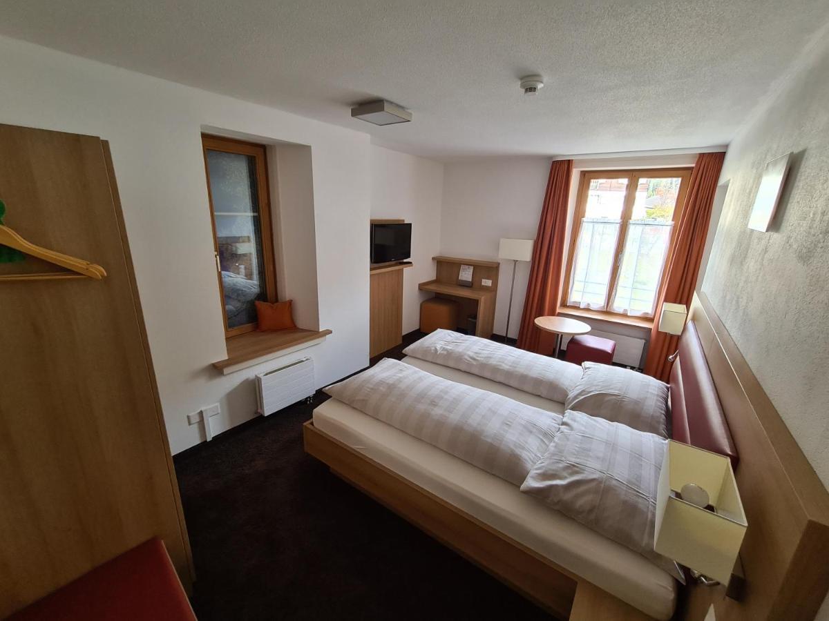 Hotel Staetzerhorn Parpan Exterior foto