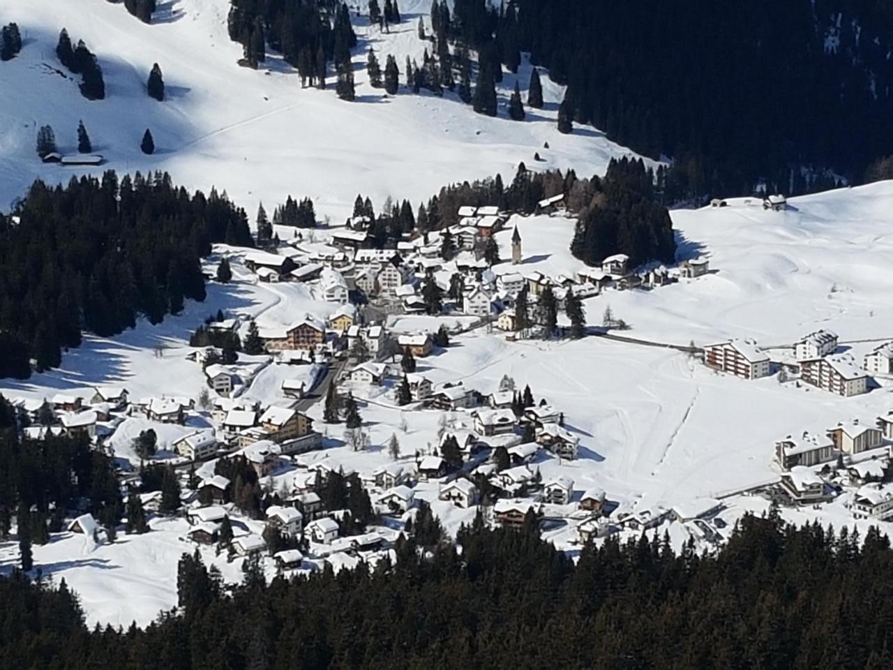 Hotel Staetzerhorn Parpan Exterior foto